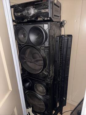 Ph2000 Sony Ph2000. Clean Great Sound Led Lights Go With Bass