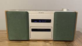 Zs-2000 Sony Cd Radio Personal Audio System Boombox Vintage Works