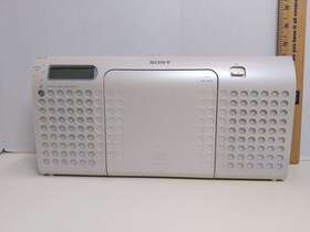 Zs-e70 Sony Vintage Cd Player Am/fm Radio Japan White Battery Portable As Is