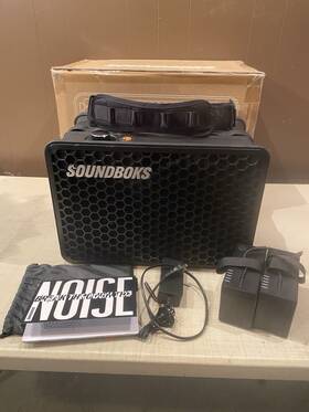 Soundboks 714295004623 Go Portable Bluetooth Speaker With 2 Batteries Carry Strap And Charger