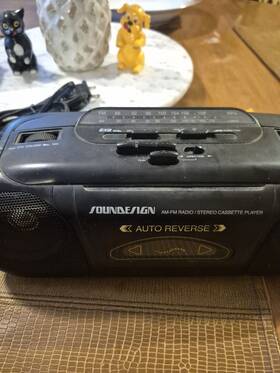 4635blk Soundesign Sound Design Am/fm Radio .radio Woks Cassette Needs Repair Sold As Is