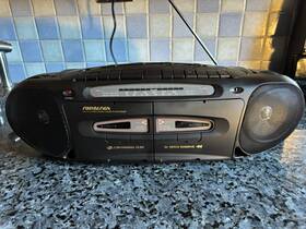 4743blk Soundesign Vintage Boombox Am Fm Radio Double Cassette Recorder Model