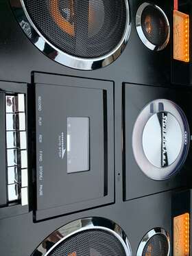Studebaker 077283062155 Portable Boombox With Bluetooth/cd/am-fm Radio/cassette