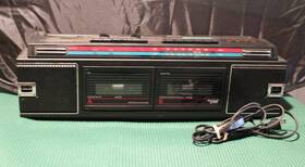 681-3005 Surround Sound Vintage Dual Portable Cassette Boombox Model Untested
