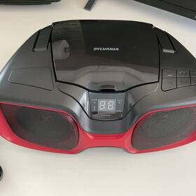 Srcd1037bt Sylvania Portable Bluetooth/cd/am/fm Radio Boombox