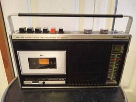 Rt-293fc Toshiba Vntg Ft70s Portable Am/fm Radio/cassette Recorder Radio Working