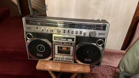 Rt-8580s Toshiba Bombeat 16 Boombox Cassette Recorder Am/fm Sw Aux Headphone