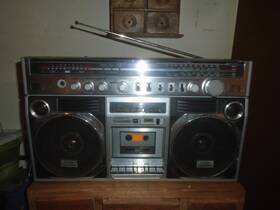 Rt-8890 Toshiba Vintage Am/fm Cassette Recorder Parts/repair