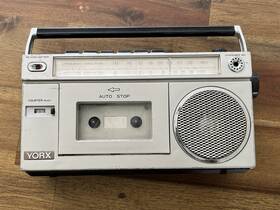 3657 Yorx Slim Vintage Cassette Mini Boombox