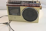 1980S General Electric Model 3-5233B Radio Cassette Tape Recorder. Fixed Price $18.35.