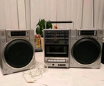 Super Rare 1982 Hitachi TRK-2200HC Boombox Am/fm Cassette Detachable Speaker. Fixed Price $99.50.