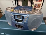 Hamilton Buhl 8-STATION Listening Center With Portable Media Player SC-5050. Fixed Price $95.00.