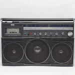 Vintage Magnavox D8443 Boombox Ghetto Blaster For Parts Repair. Fixed Price $124.98.