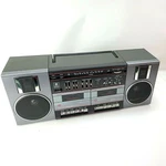 Vtg Ge Boom Box Am Fm Radio Cassette Model 3-5682A Detachable Speakers Blasters. Fixed Price $135.99.