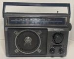 Realistic Radio Shack 12-625A Fm Am Portable Dc Works! Retro Vintage. Fixed Price $19.99.