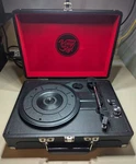 Vinyl Styl Groove Usb Recording Portable Turntable Black - 3 Speed Belt Driven. Fixed Price $50.00.