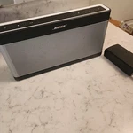 Bose Soundlink 3 Bluetooth 414255 Wireless Mobile Speaker Portable Series Iii. Fixed Price $88.01.
