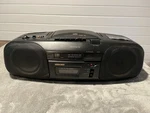 Sony CFD-17 Cd Radio Cassette Recorder Please Read Description. Fixed Price $30.00.