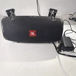 Jbl Xtreme Black Portable Bluetooth Speaker W/ Strap Aux Micro Usb. Fixed Price $60.00.