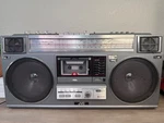 Vintage Jvc Ghetto Blaster Boombox RC-M50JW Working. Fixed Price $574.99.
