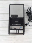 Vintage General Electric 3-5152A Cassette Tape Recorder Player & Head Cleaner. Fixed Price $16.99.