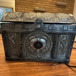 Disney Pirates Of The Caribbean Cd Player Treasure Chest Davy Jones PC500B Works. Fixed Price $89.99.