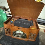 Electrohome Wellington Retro Music System -turntable Cd, Aux Radio Working. Fixed Price $46.00.
