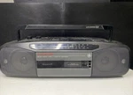 Vintage General Electric Auto Reverse Casette Boombox Model # 3-5628A *read*. Fixed Price $29.99.