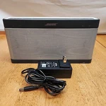 Bose Soundlink 3 Bluetooth 414255 Wireless Mobile Speaker Series Iii & Charger. Fixed Price $140.25.