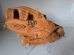 Vintage Euc Lefty H&b Louisville Slugger C6918 Craig Nettles Baseball Glove. Fixed Price $24.00.