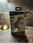Realtree Wireless Speaker IPX4 Bluetooth Flashlight Usb Charging. Fixed Price $29.99.