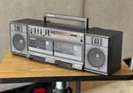 Sony CFS-W400 Transound Double Cassette Boombox Am/fm Radio. Fixed Price $225.00.