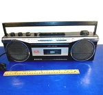 Vintage 80 Sanyo Am/fm Radio Cassette Boombox Model Wc 2000. Fixed Price $38.00.