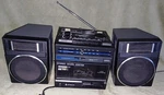 Hitachi TRK-930H Detachable Speakers Cassette/tape Am/fm Radio Boombox Stereo. Fixed Price $24.99.