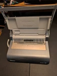 Fellowes Quasar 500 Manual Comb Binding Machine Fellows Quaser. Fixed Price $110.00.