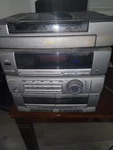 Aiwa CX-ZR325U Compact Disc Stereo Cassette Receiver. Fixed Price $80.00.