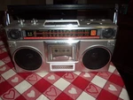 Riptunes Retro Radio Cassette Stereo Boombox Am/fm SW1/SW2 Bluetooth Usb Microsd. Fixed Price $49.95.