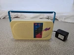 Vintage Soundesign 2204HWT Am Fm Portable Radio Color Tunes Retro W/ Adapter.... Fixed Price $27.99.